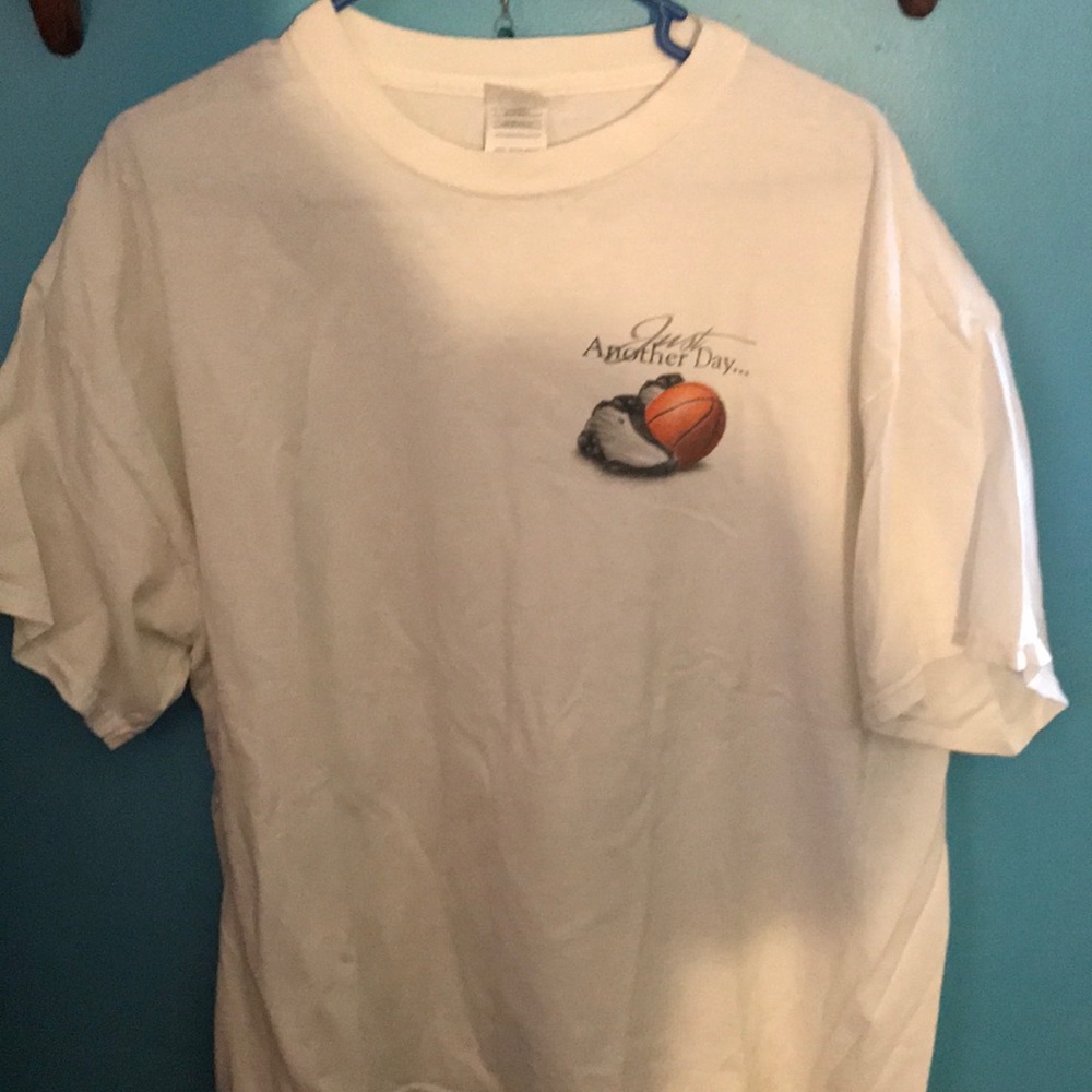 Basketball shirt